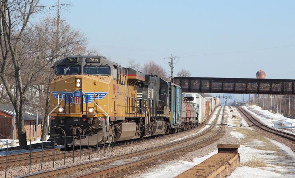 china coast freight tracking