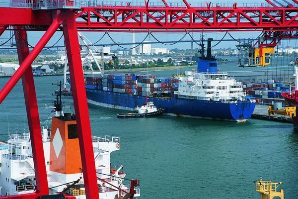 shoes freight from china