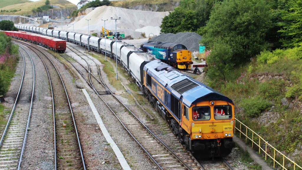 cheap rail freight from China to Netherlands