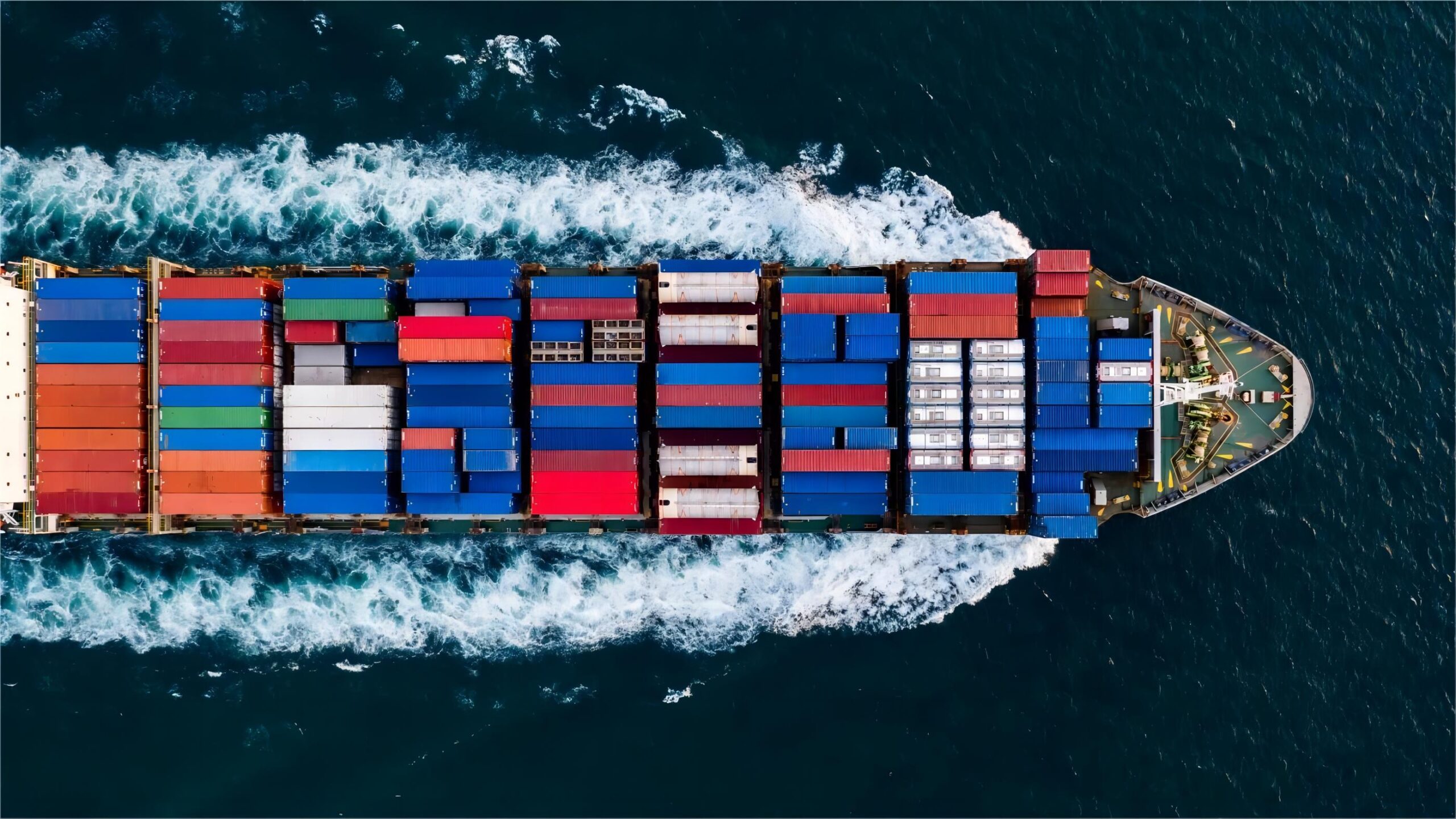Reefer FCL shipping cost for solar panels from China to Czech Republic