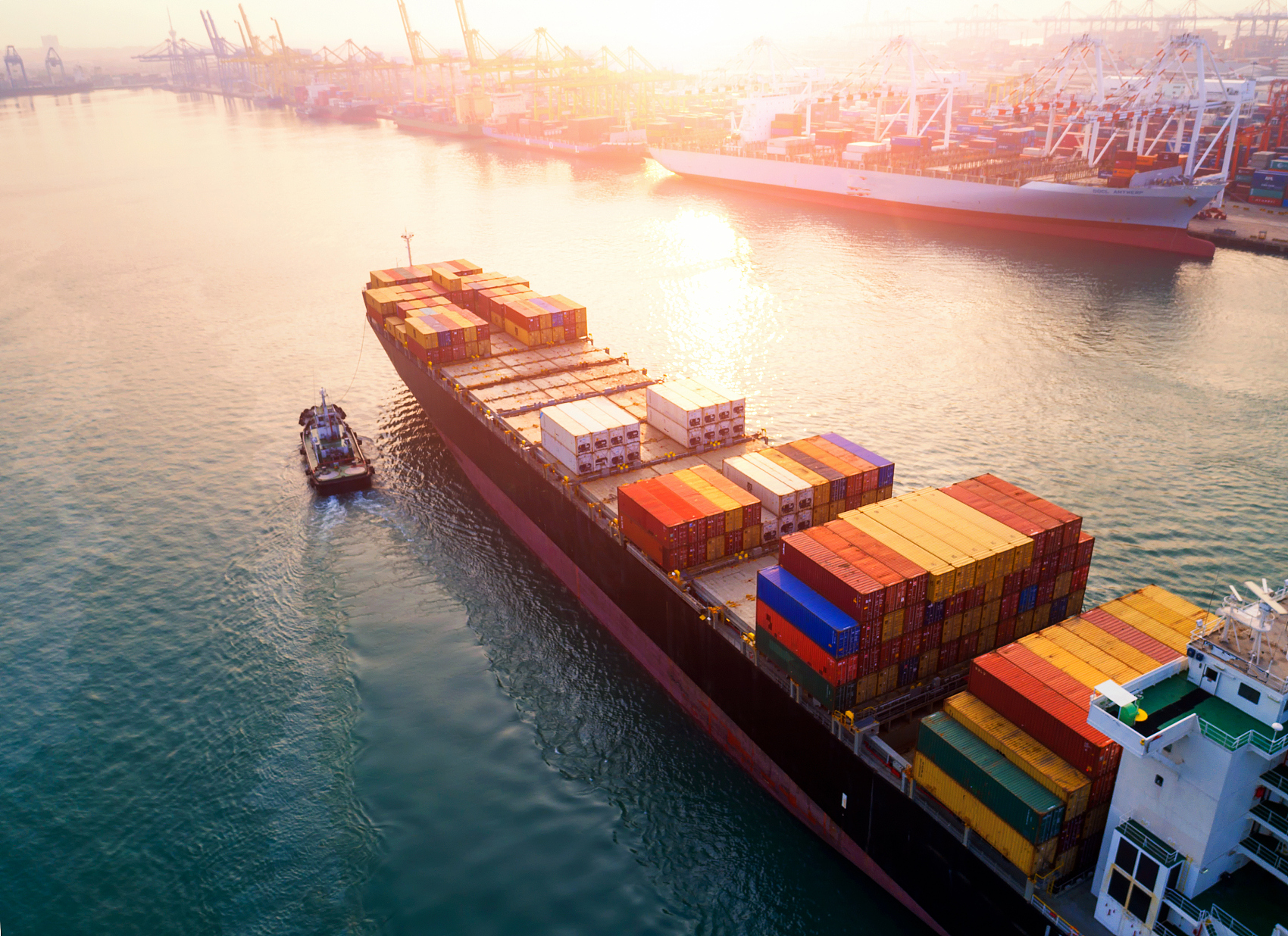Comparison table of shipping methods for textiles