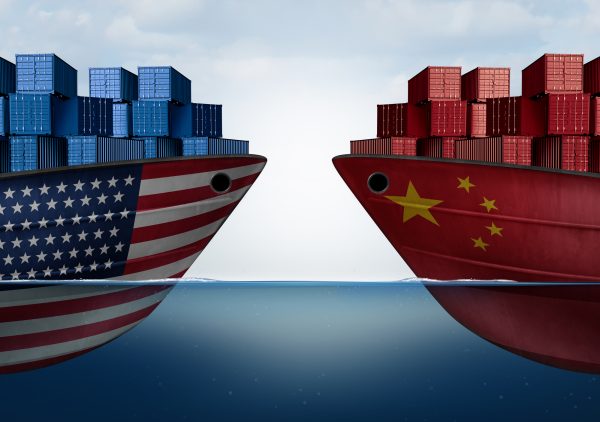 Comparison table showing different shipping methods from China to Europe